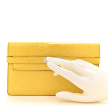 Load image into Gallery viewer, Matte Alligator Kelly Longue Wallet Mimosa