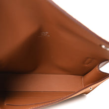 Load image into Gallery viewer, Veau Grizzly Swift Hermesnap Wallet Sesame