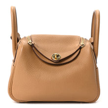 Load image into Gallery viewer, Taurillon Clemence Mini Lindy 20 Biscuit