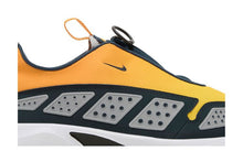 Load image into Gallery viewer, adidas Predator 24 League FG Jude Bellingham Belligold Pack (Kids)