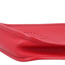 Load image into Gallery viewer, Taurillon Clemence Amazone Evelyne TPM Rouge Casaque Bleu Saphir