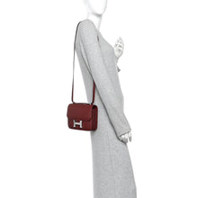 Load image into Gallery viewer, Epsom Constance 18 Rouge H