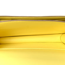Load image into Gallery viewer, Chevre Mysore Constance 18 Limoncello