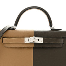 Load image into Gallery viewer, Epsom Casaque Mini Kelly Sellier 20 Vert Loden Dune Dark Bronze