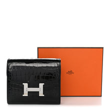 Load image into Gallery viewer, Shiny Alligator Constance Short Wallet Black