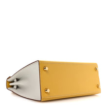 Load image into Gallery viewer, Chevre Mysore Horseshoe Kelly Sellier 25 Jaune Ambre Bleu Glacier