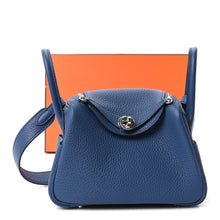 Load image into Gallery viewer, Taurillon Clemence Mini Lindy 20 Bleu Tie