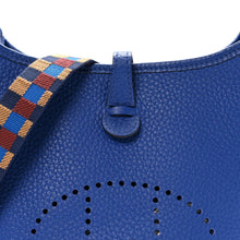 Load image into Gallery viewer, Taurillon Clemence Maxi Quadrille Evelyne TPM Royal Bleu Bleu Bill Biscuit Rouge H