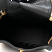 Load image into Gallery viewer, Taurillon Clemence Mini Lindy 20 Black