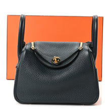 Load image into Gallery viewer, Taurillon Clemence Mini Lindy 20 Vert Cypress