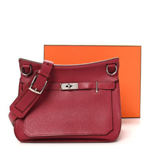 Load image into Gallery viewer, Taurillon Clemence Jypsiere 28 Rubis