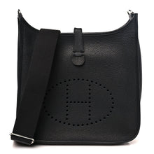 Load image into Gallery viewer, Taurillon Clemence Evelyne III GM Black