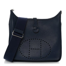 Load image into Gallery viewer, Taurillon Clemence EVELYNE III PM Bleu Saphir