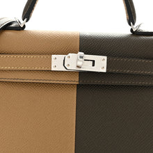 Load image into Gallery viewer, Epsom Casaque Mini Kelly Sellier 20 Vert Loden Dune Dark Bronze