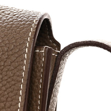 Load image into Gallery viewer, Taurillon Clemence Steve Pochette Etoupe