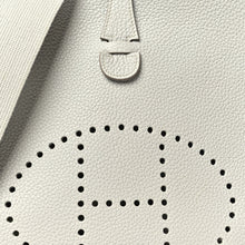 Load image into Gallery viewer, Taurillon Clemence Evelyne III PM Gris Perle