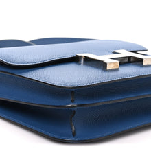 Load image into Gallery viewer, Epsom Constance Verso 18 Bleu Agate Gris Mouette