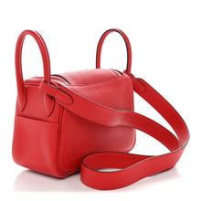 Load image into Gallery viewer, Taurillon Clemence Mini Lindy 20 Rouge Radieux