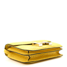Load image into Gallery viewer, Matte Alligator Constance 18 Mimosa