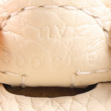 Load image into Gallery viewer, Taurillon Clemence Evelyne 23 Poche III Cream