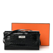 Load image into Gallery viewer, Shiny Alligator Kelly Wallet To Go Black