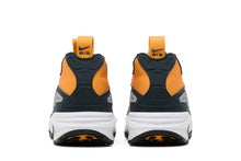Load image into Gallery viewer, adidas Predator 24 League FG Jude Bellingham Belligold Pack (Kids)