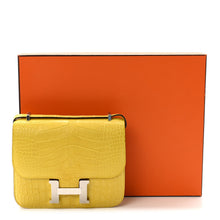Load image into Gallery viewer, Matte Alligator Constance 18 Mimosa