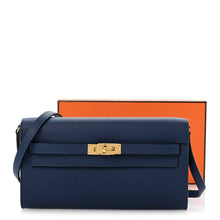 Load image into Gallery viewer, Epsom Kelly Wallet To Go Bleu Navy