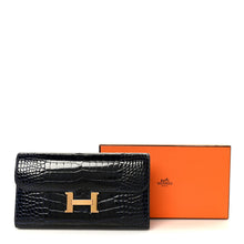 Load image into Gallery viewer, Shiny Alligator Constance Long Wallet Bleu Marine Cuivre