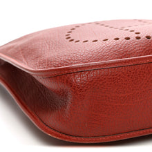 Load image into Gallery viewer, Buffle Skipper Evelyne GM Rouge H