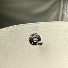 Load image into Gallery viewer, Taurillon Clemence Mini Lindy 20 Gris Neve