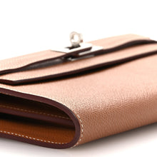 Load image into Gallery viewer, Epsom Kelly Wallet To Go Gold