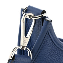 Load image into Gallery viewer, Taurillon Clemence EVELYNE III PM  Bleu Agate