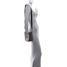Load image into Gallery viewer, Taurillon Clemence Amazone Evelyne TPM Etoupe Bleu Indigo