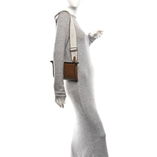 Load image into Gallery viewer, Togo Sangle Cordage Videpoches Alezan Beige Marfa Gris Pale