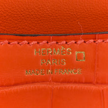 Load image into Gallery viewer, Matte Alligator Constance 18 Rouge Indien