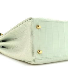 Load image into Gallery viewer, Matte Alligator Kelly Retourne 28 Vert D'eau
