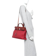 Load image into Gallery viewer, Vache Hunter Toile Herbag Zip 31 PM Rouge H Brique