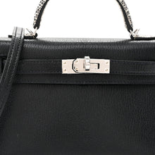 Load image into Gallery viewer, Chevre Chamkila Lizard Mini Kelly Sellier Touch 20 Black Ombre