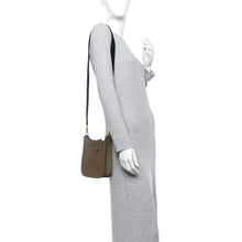 Load image into Gallery viewer, Taurillon Clemence Amazone Evelyne TPM Etoupe Bleu Indigo