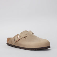 Load image into Gallery viewer, BIRKENSTOCK - BOSTON 960813 - TOBACCO BROWN - NARROW FIT