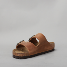 Load image into Gallery viewer, BIRKENSTOCK - ARIZONA 1028272 - COGNAC OILED LEATHER