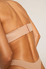 Load image into Gallery viewer, Glacé Strapless Bra in Buff