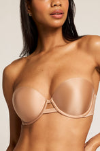Load image into Gallery viewer, Glacé Strapless Bra in Buff