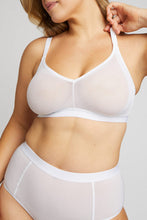 Load image into Gallery viewer, Sieve Non-Wire Bra in White