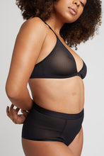 Load image into Gallery viewer, Sieve Racerback Bra in Black