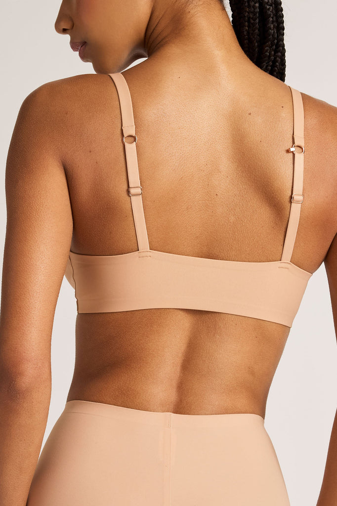 Base Front Close Bra in Buff