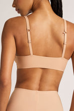 Load image into Gallery viewer, Base Front Close Bra in Buff