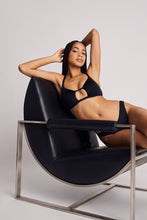 Load image into Gallery viewer, Glacé Cutout Bra in Black