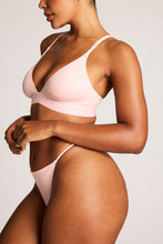 Load image into Gallery viewer, Glacé Triangle Bra in Shell